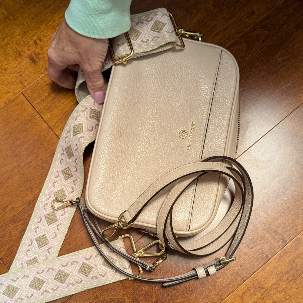 Michael Kors Purse Pink